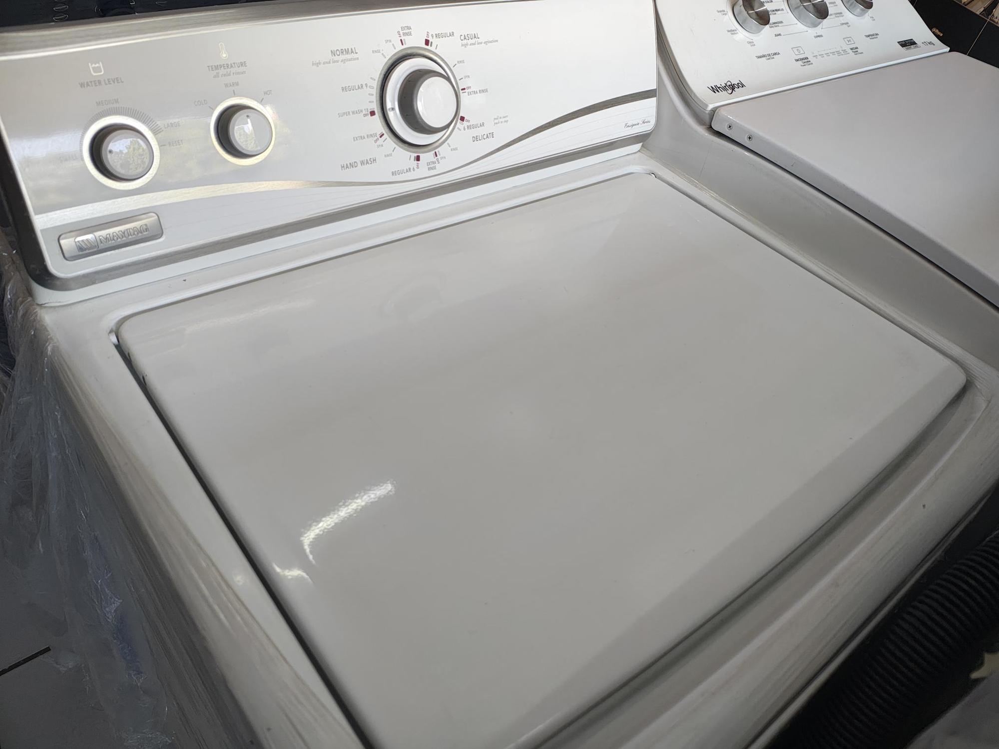 Lavadora Maytag $7´200