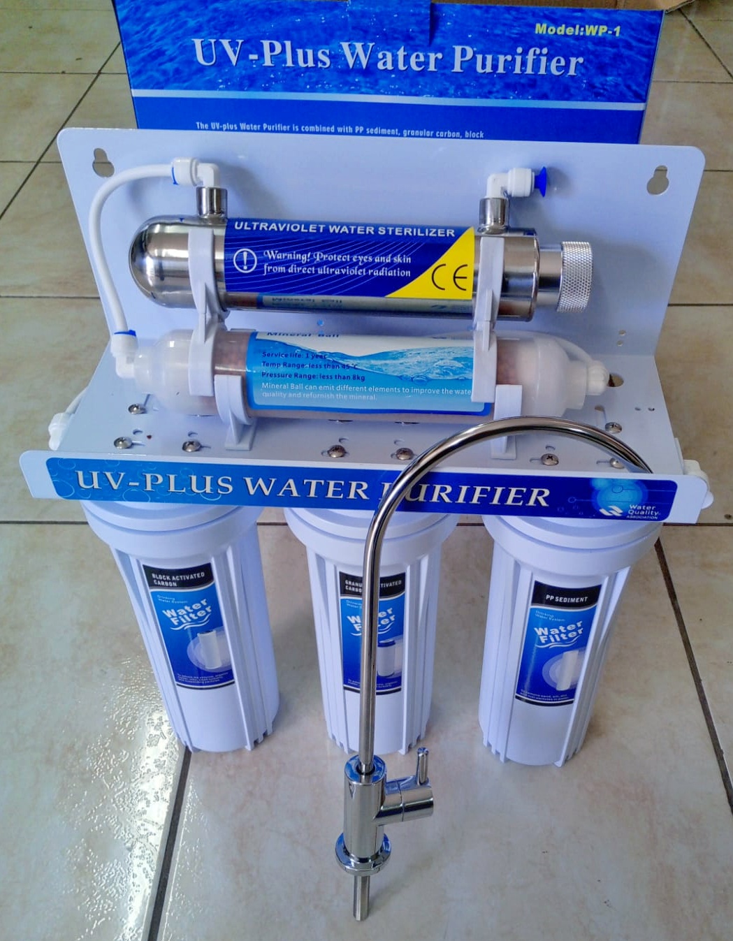 Sistema de Purificacion de Agua con Esterilizador de Luz Ultravioleta (UV)