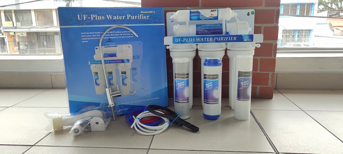 Sistema Purificador UF-PLUS con Kit de Instalación Completo