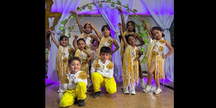 ESCUELA DE BAILE NIÑOS